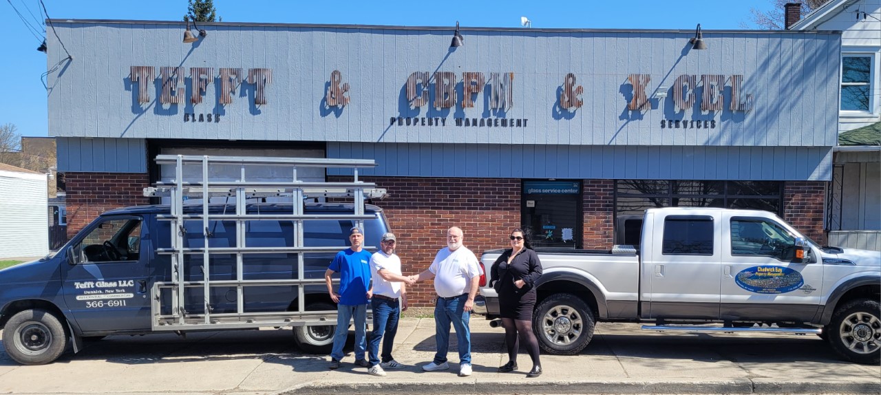 Tefft Glass announces grand re-opening | News, Sports, Jobs - Vimarsana News